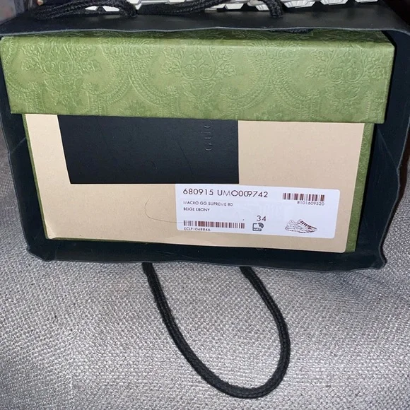 Gucci Macro Supreme Beige Ebony  low top Sneakers - Picture 13 of 17